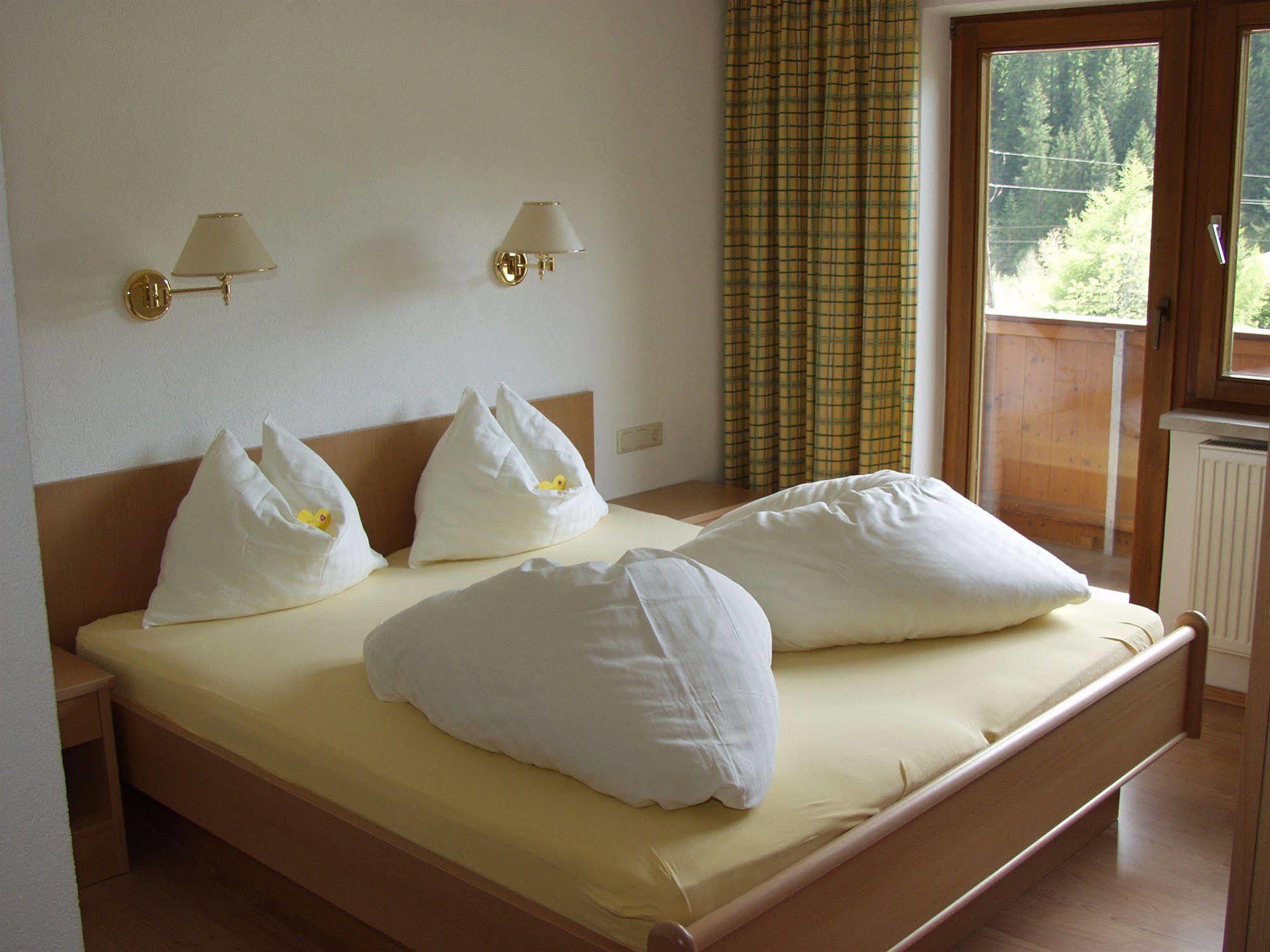 Appartements Steinbock - Ski-In & Ski-Out Tux Ngoại thất bức ảnh